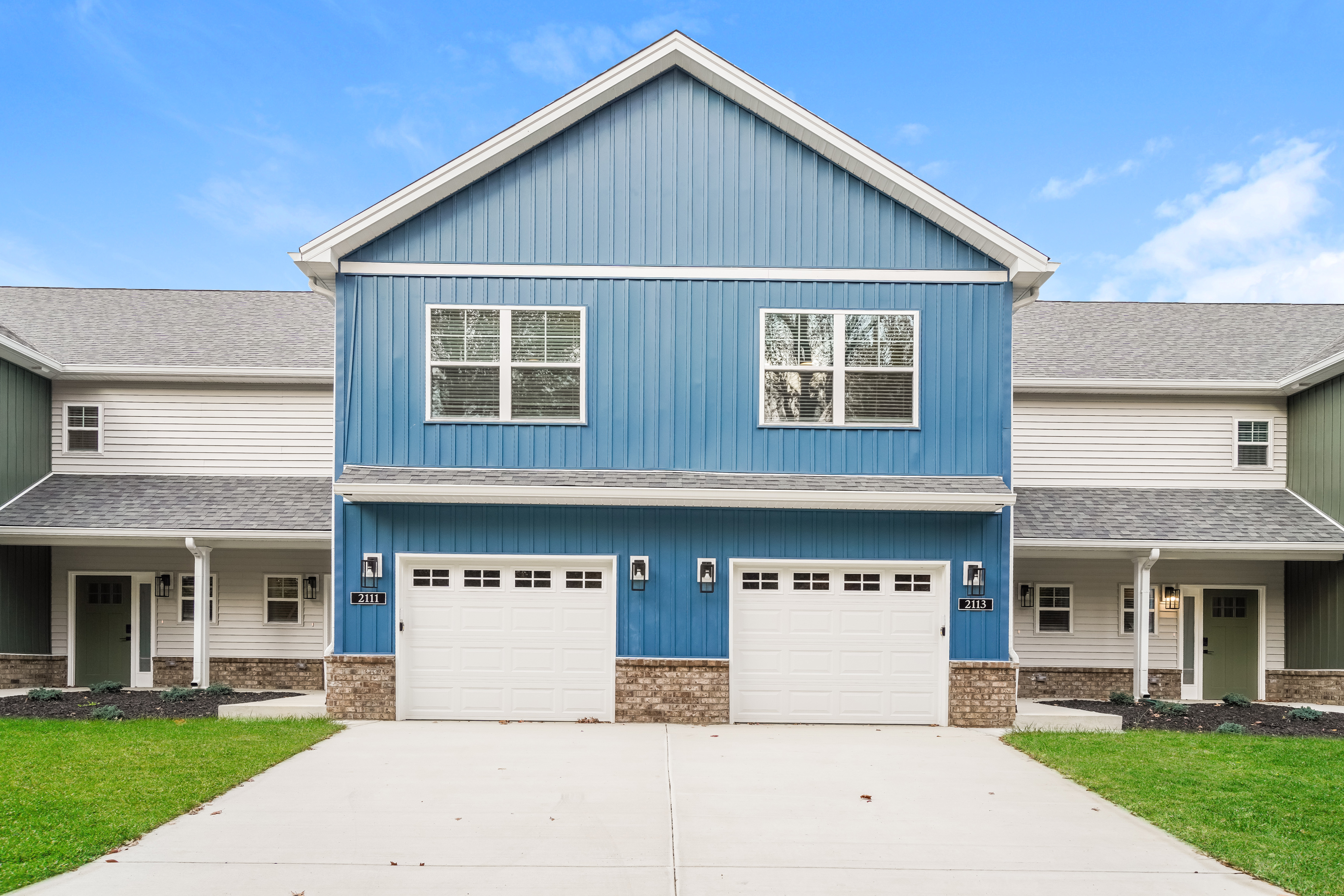 2111 Paddle Wheel Dr Jeffersonville, IN 47130